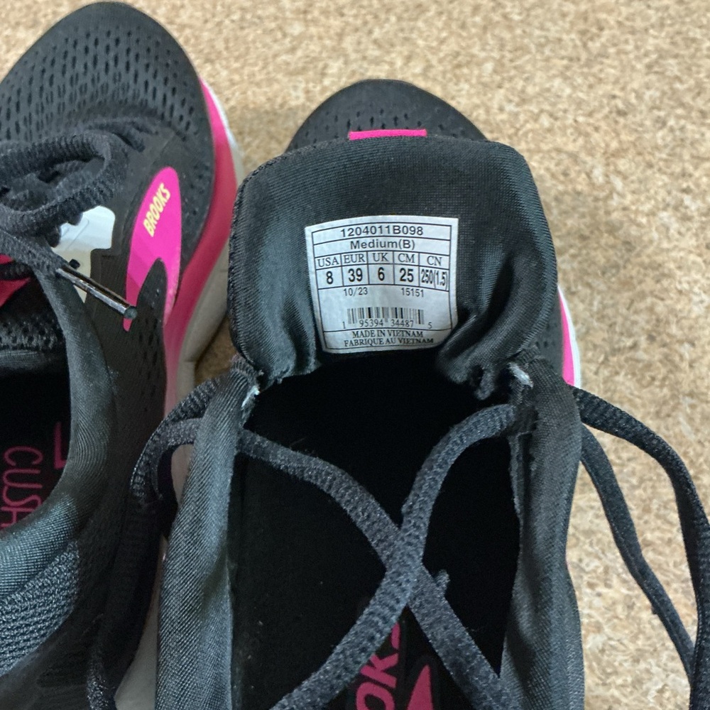 Brooks Women's Athletic Shoes in Black and Pink - Picture 5 of 7